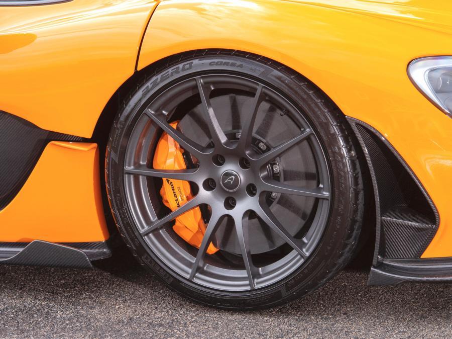 Колеса McLaren P1 XP05 (990006) 2013 года  (фото 55 из 89)